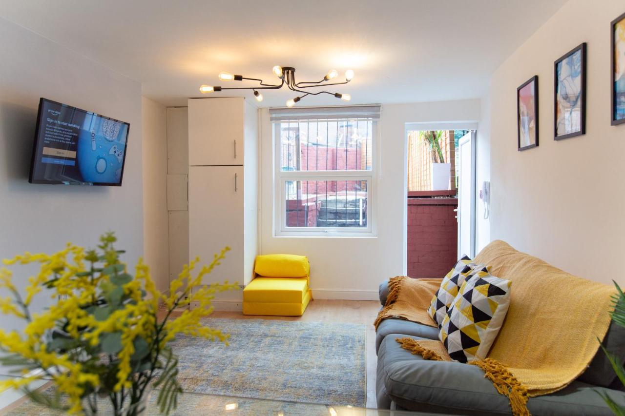 Cityhost - Leeds Apartments Beeston Hill Bagian luar foto