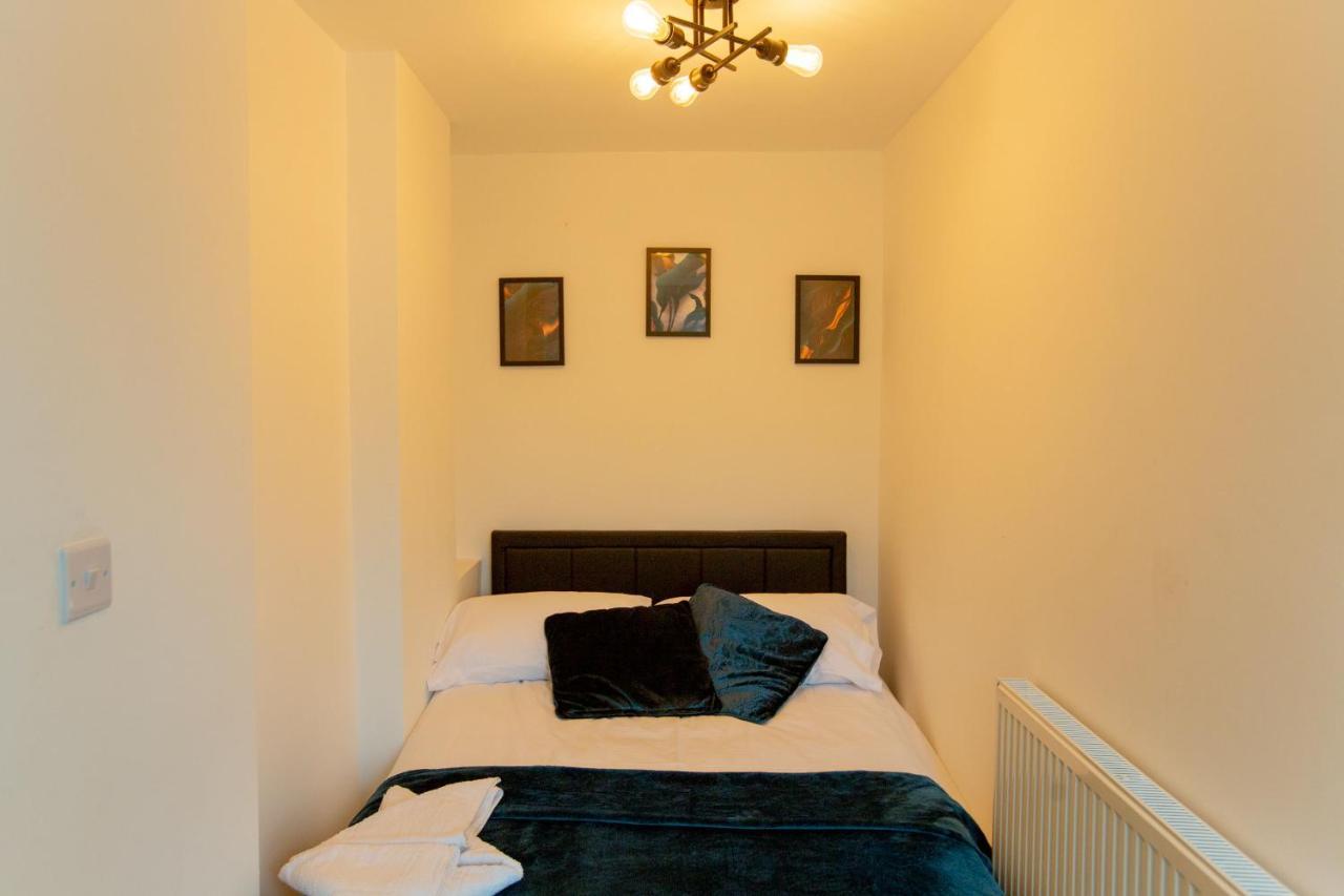 Cityhost - Leeds Apartments Beeston Hill Bagian luar foto