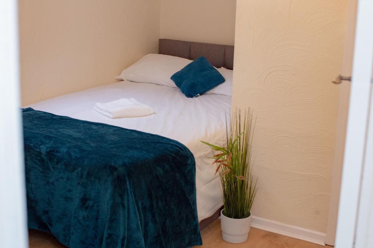 Cityhost - Leeds Apartments Beeston Hill Bagian luar foto
