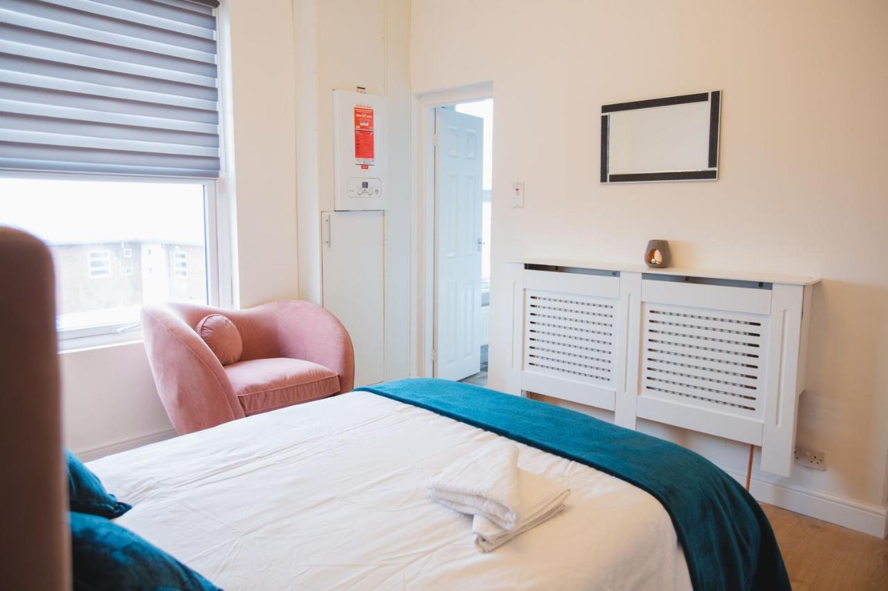 Cityhost - Leeds Apartments Beeston Hill Bagian luar foto