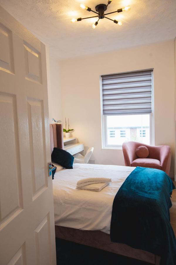 Cityhost - Leeds Apartments Beeston Hill Bagian luar foto